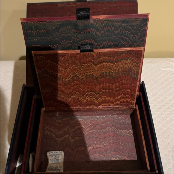 Punch Studio Nested Box Book Set - Picture 5 of 9